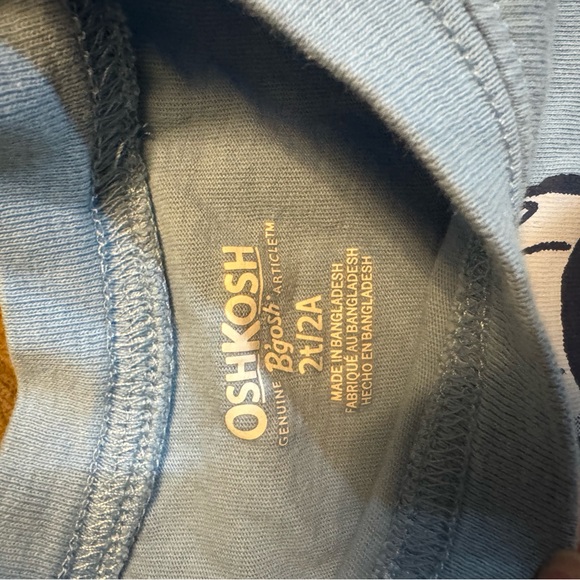 BUNDLE!! Four Toddler Boy 2T outfits - Picture 9 of 9